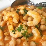 garbanzos con langostinos