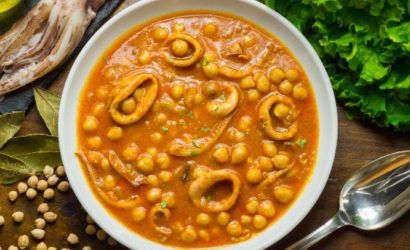 garbanzos manteca con calamares